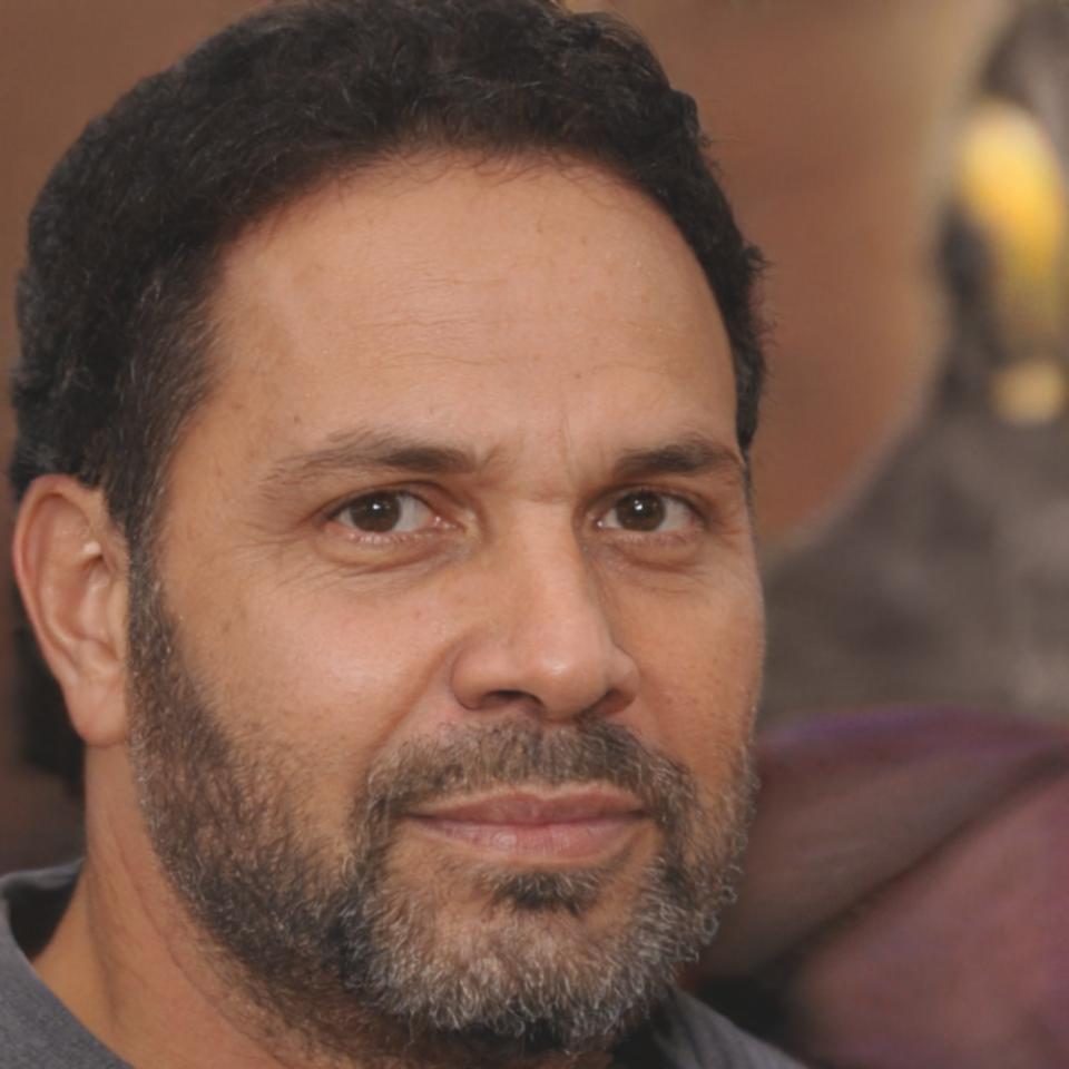 Portrait professionnel de Marc-André Dubois, analyste senior